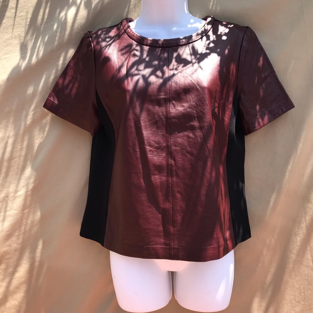 Leather front top size M Burgandy colorblock